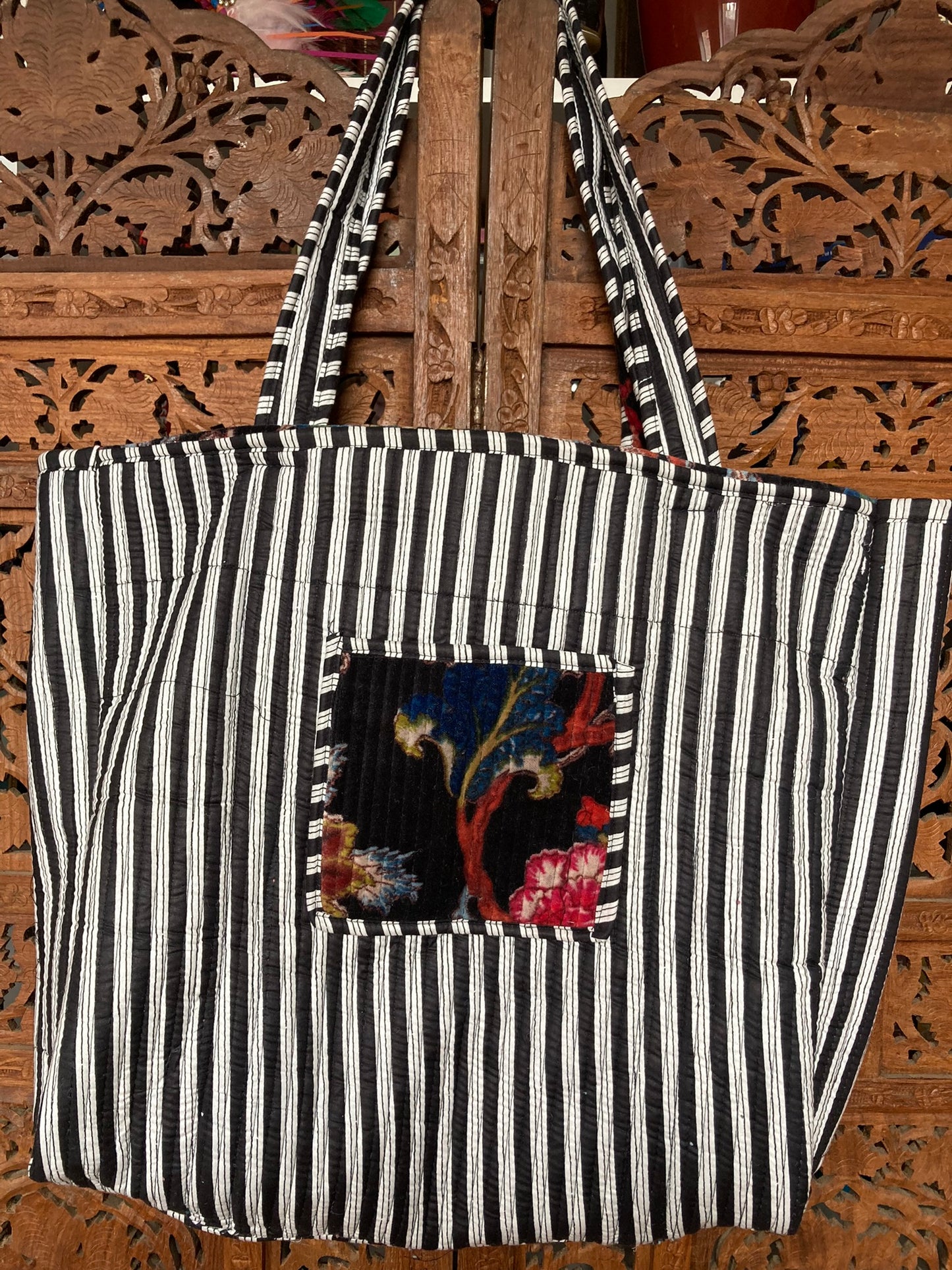 Cotton Velvet Tote Bag Balck Floral